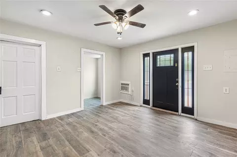 1133 E Henderson St, Cleburne, TX 76031 photo 7