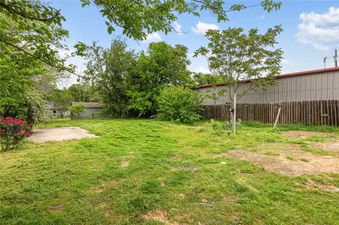 1133 E Henderson St, Cleburne, TX 76031 photo 24