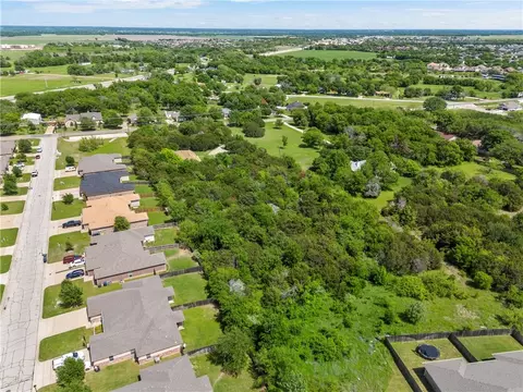 11214 Tree Lake Dr, Waco, TX 76708 photo 38