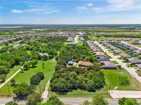 11214 Tree Lake Dr, Waco, TX 76708 photo 36