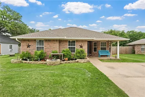 208 Cedar St, Waco, TX 76705