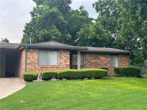 201 Dearborn St, Waco, TX 76704