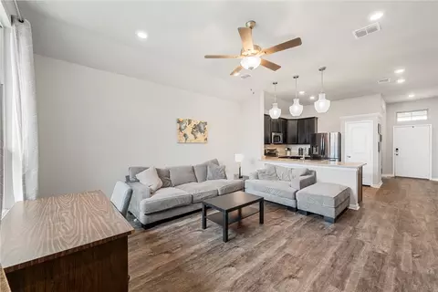 10216 Omni Dr, Waco, TX 76708 photo 5