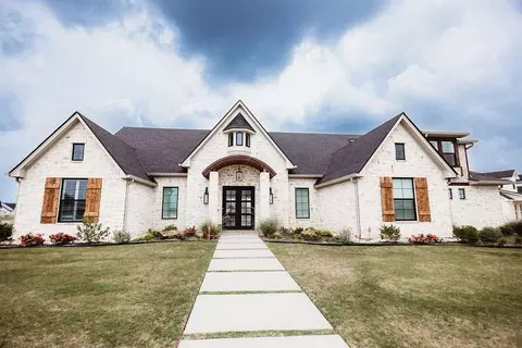 12012 Sequoia Ln, Woodway, TX 76712