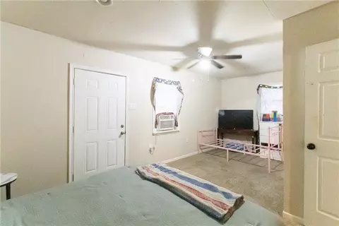 415 E Ave E Ave, Rosebud, TX 76570 photo 13