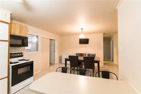 415 E Ave E Ave, Rosebud, TX 76570 photo 11