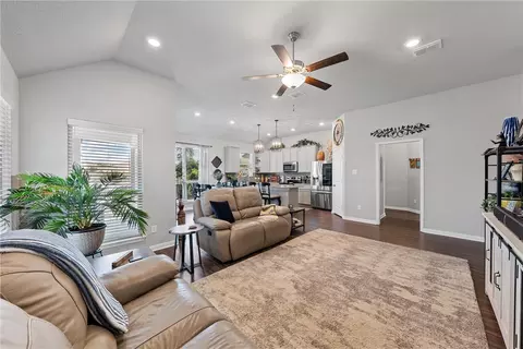 10205 Driskill Dr, Waco, TX 76708 photo 4