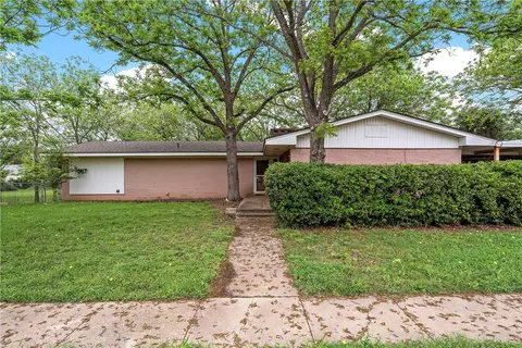 903 Ave F, Moody, TX 76557