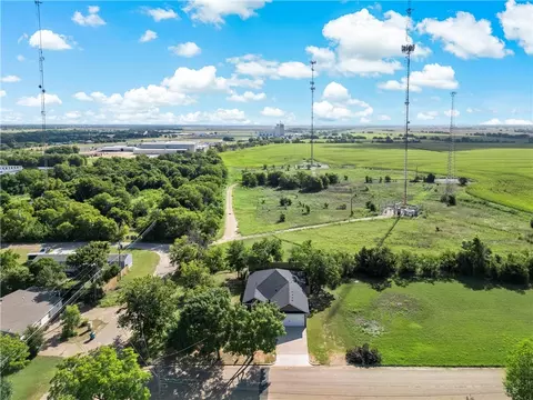 202 Johnson St, Mcgregor, TX 76657 photo 26