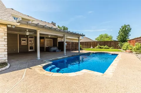 8905 Jonquil Dr, Waco, TX 76708 photo 2