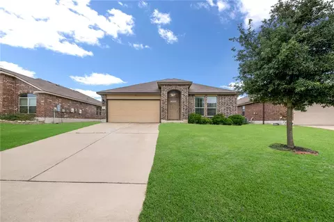 2705 Samson Dr, Lorena, TX 76655 photo 2