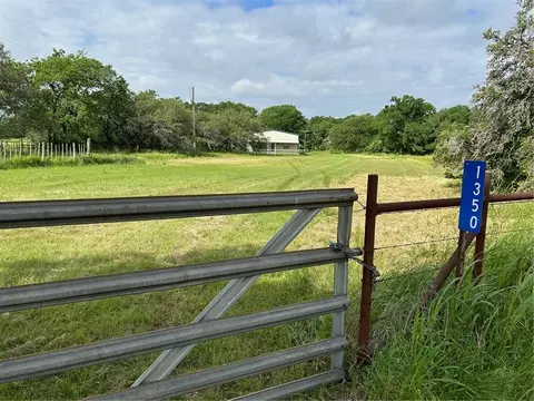 1350 Cr 220, Gatesville, TX 76528