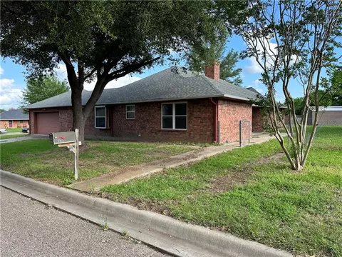 1110 La Villeta St La Villeta St, Mexia, TX 76667