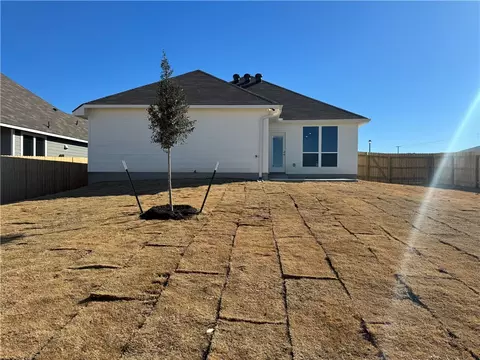306 State Loop, Troy, TX 76579 photo 4