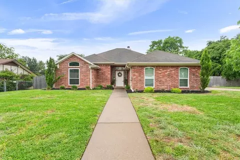 10604 Hiawatha Dr, Woodway, TX 76712