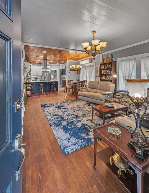 806 E Texas Ave, Mart, TX 76664 photo 3