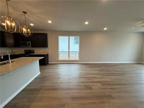 318 State Loop, Troy, TX 76579 photo 13