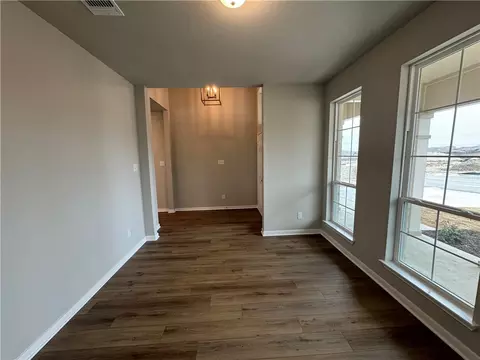 318 State Loop, Troy, TX 76579 photo 9
