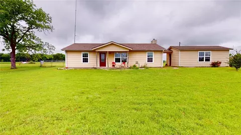 2851 Fm 339 Hwy, Mount Calm, TX 76673