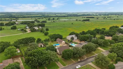 207 Coventry Dr, Hewitt, TX 76643 photo 34