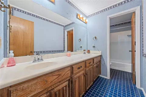 207 Coventry Dr, Hewitt, TX 76643 photo 20