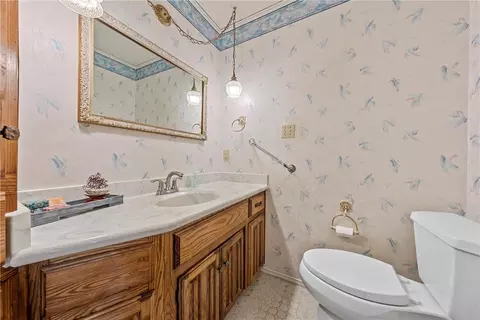 207 Coventry Dr, Hewitt, TX 76643 photo 7