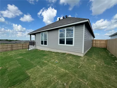 326 State Loop, Troy, TX 76579 photo 10