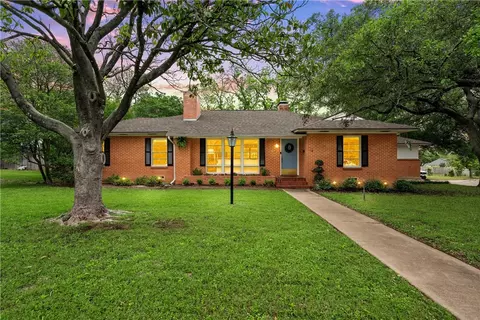 3228 Colcord Ave, Waco, TX 76707