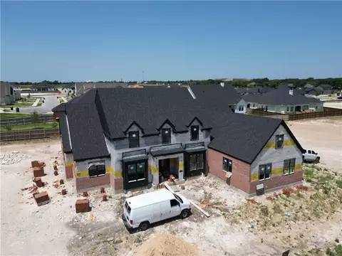 11012 Kings Cyn, Woodway, TX 76712