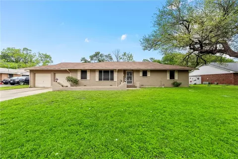 1305 Crestline St, Waco, TX 76705