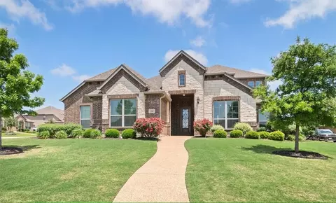 200 Rosetree Ct, Hewitt, TX 76643