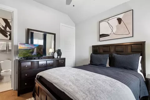 Bedroom - 200 Rosetree Ct, Hewitt, TX 76643 photo 7 of 9