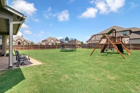 Exterior - 200 Rosetree Ct, Hewitt, TX 76643 photo 10 of 13