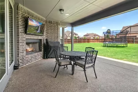 Exterior - 200 Rosetree Ct, Hewitt, TX 76643 photo 7 of 13