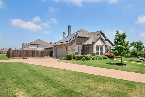 Exterior - 200 Rosetree Ct, Hewitt, TX 76643 photo 5 of 13