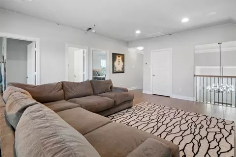 Entry Way - 200 Rosetree Ct, Hewitt, TX 76643 photo 8 of 10
