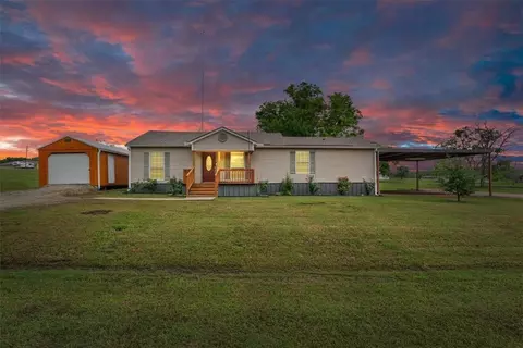 206 Morris St, Riesel, TX 76682