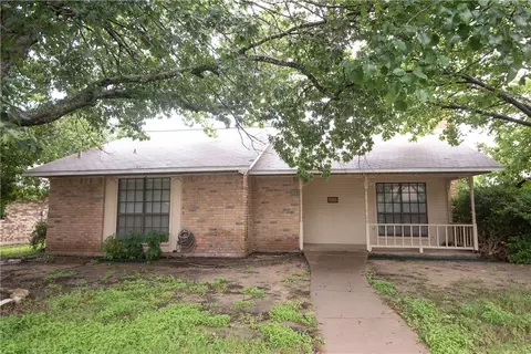 4422 Ponderosa Ln, Temple, TX 76502