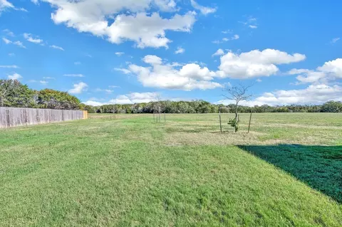 109 Mockingbird Cir, Waco, TX 76708 photo 35