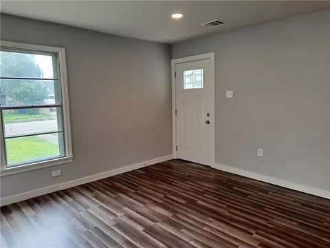 3112 N 30th St, Waco, TX 76708 photo 9