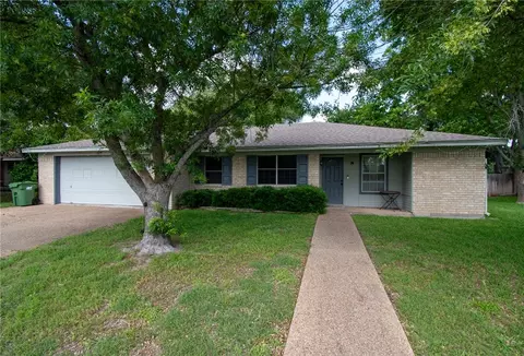 127 Marylee Dr, Hewitt, TX 76643