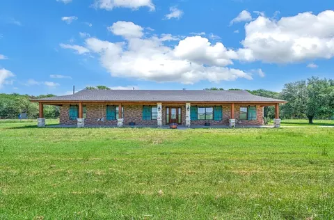 1016 Oak Knoll Ln, Elm Mott, TX 76640