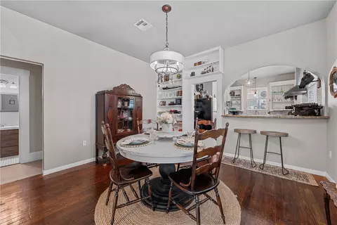 2004 N 4th St, Waco, TX 76708 photo 15