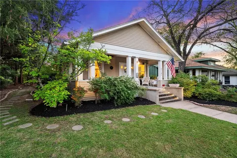 2004 N 4th St, Waco, TX 76708 photo 6