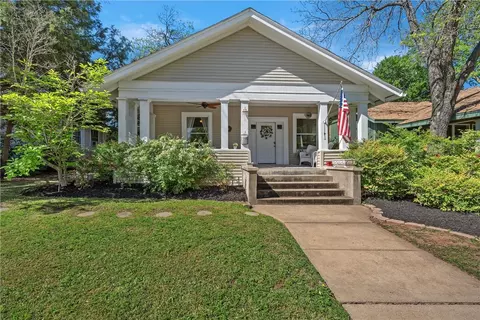 2004 N 4th St, Waco, TX 76708 photo 7