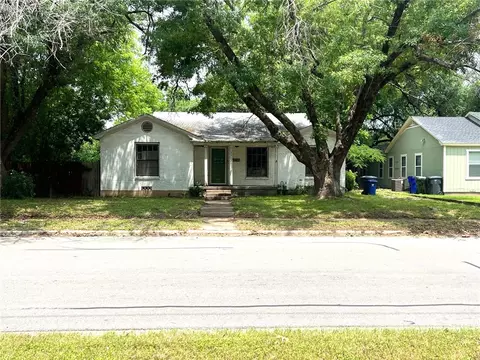 3313 E Brookview Dr, Waco, TX 76707