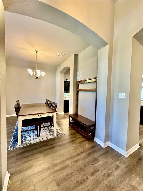 10241 Biltmore Dr, Waco, TX 76708 photo 4