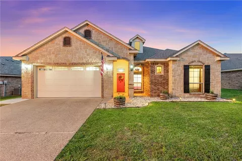 9912 Adobe Ct, Waco, TX 76712