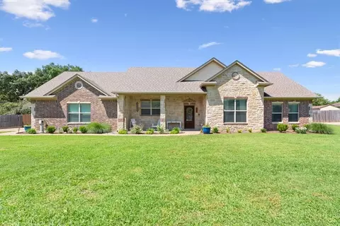349 Harris Creek Rd, Mcgregor, TX 76657