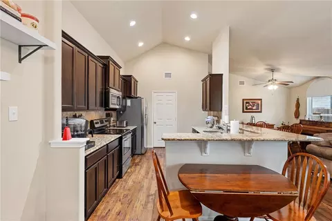 5400 Flat Iron Dr, Waco, TX 76708 photo 9